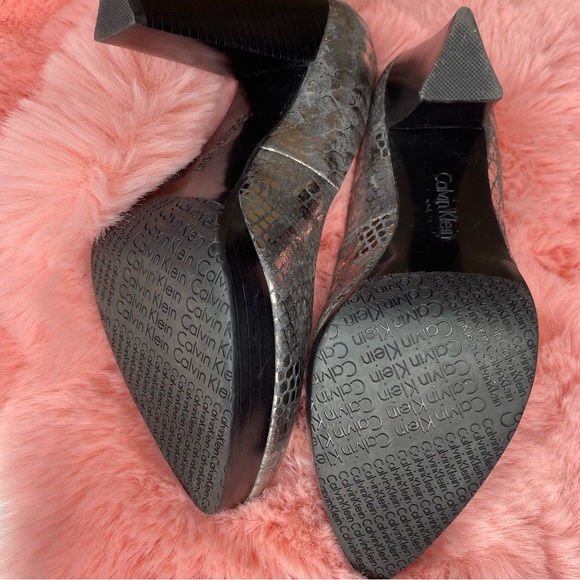 CALVIN KLIEN High Heel Pumps Women - Picture 7 of 9